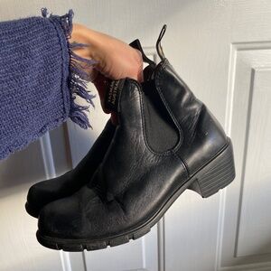 Black Heeled Blundstone Boots size 7
